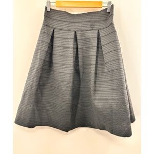 NWT New York & Co A-Line Stretch Black Pleated Elastic Skirt, Med,